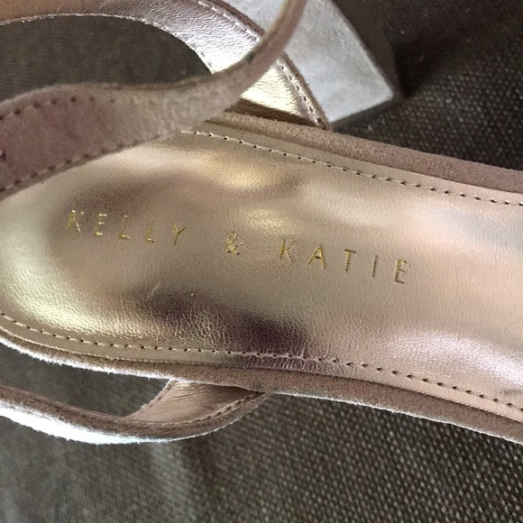 Kelly and Kate Sarafine size 9.5 high heel sandals NWOT Ankle strap Fresh look!! - Picture 7 of 9